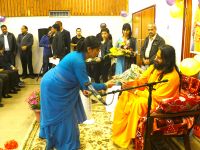 SWAMI JI DELIVERING HIS LECTURE 