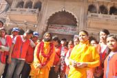 DYC Members Visiting to Vrindaban With Respected Swami Shree HaridasJi  and Respected Sangita Didi